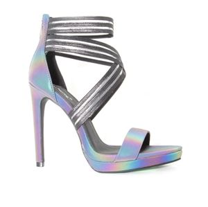 Holographic reflective heels